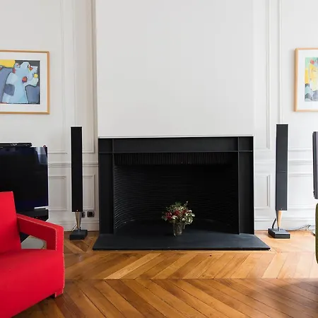 Luxury Design Champs Elysees Flat Paris